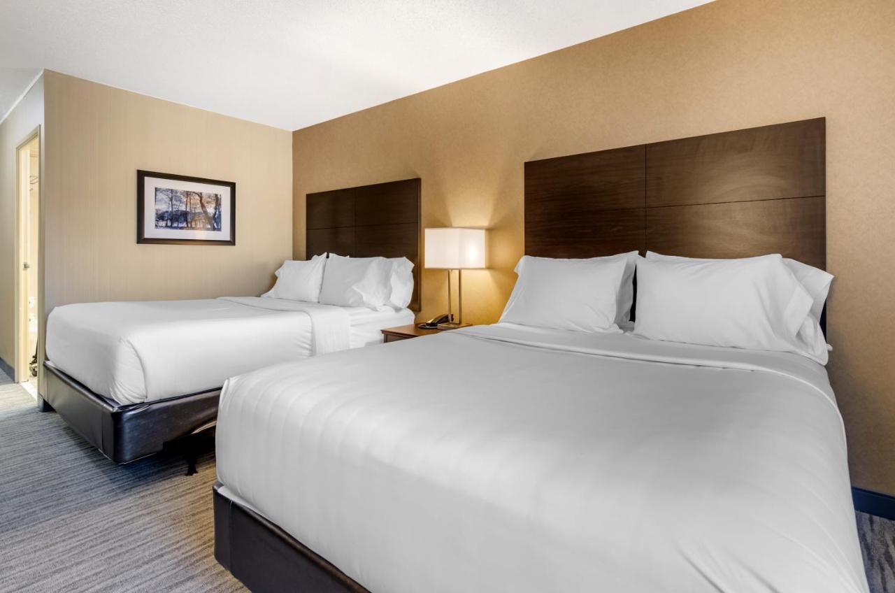 Charleston Tower Hotel 3*